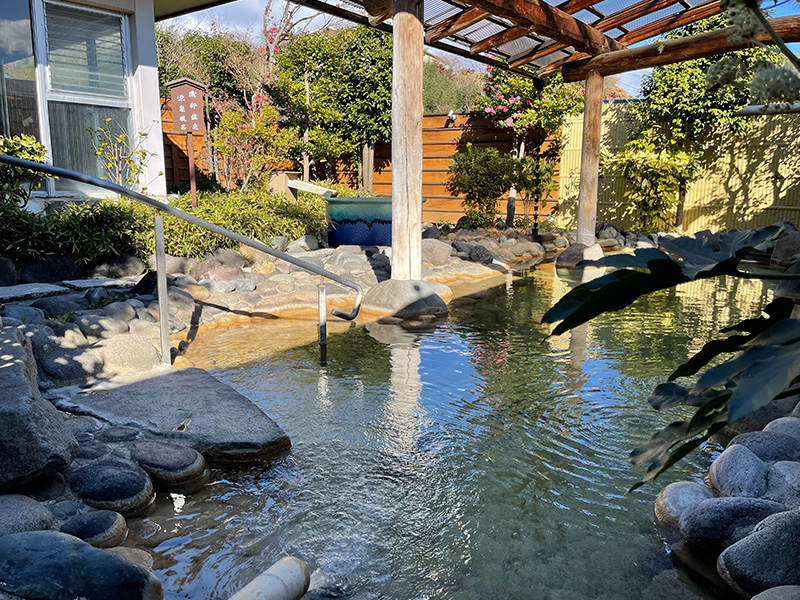 野天岩風呂「樫の湯」